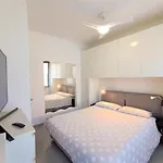 Escape - Fuga Sul Appartamento *